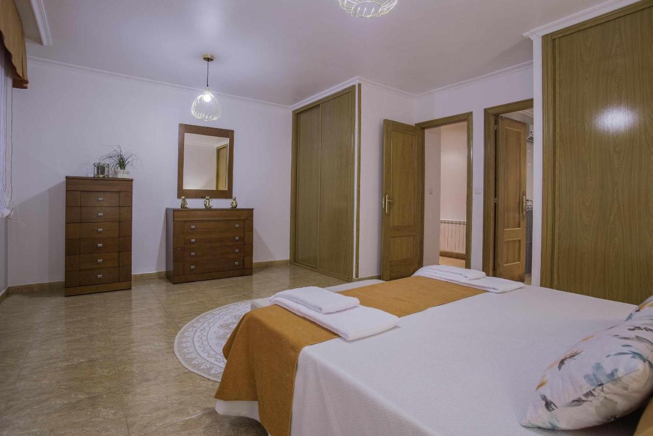 Apartamento En Raxo ปอนเตเบดรา ภายนอก รูปภาพ